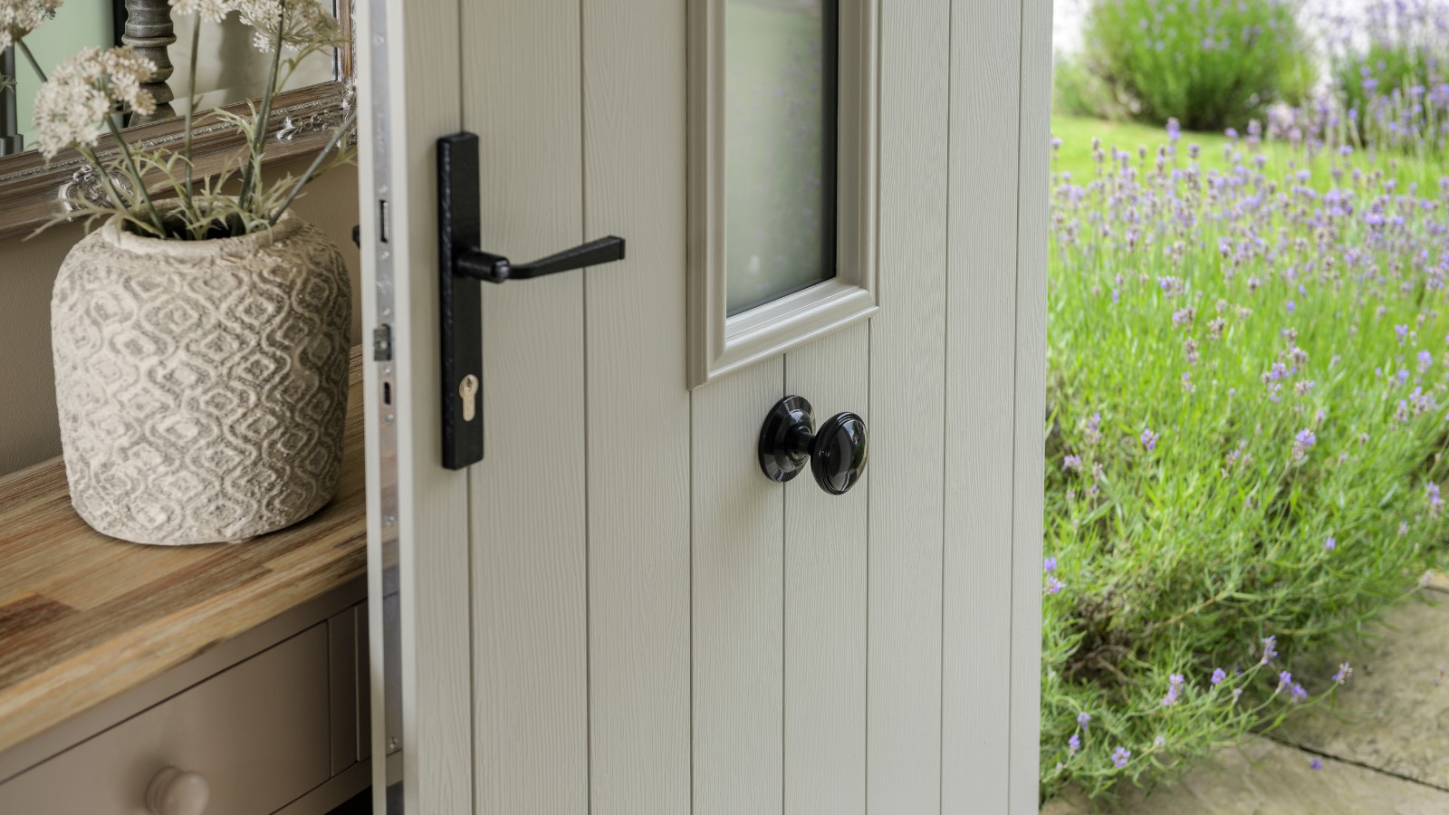 Flint 4 Solidor front door in Painswick